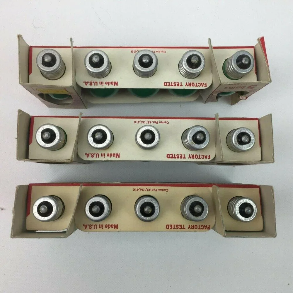 Vintage Westinghouse Christmas Bulbs D14 C-9 1/2 Green Replacements 15 Count